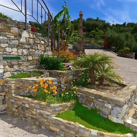 Costadoro فندق مبيت وإفطار